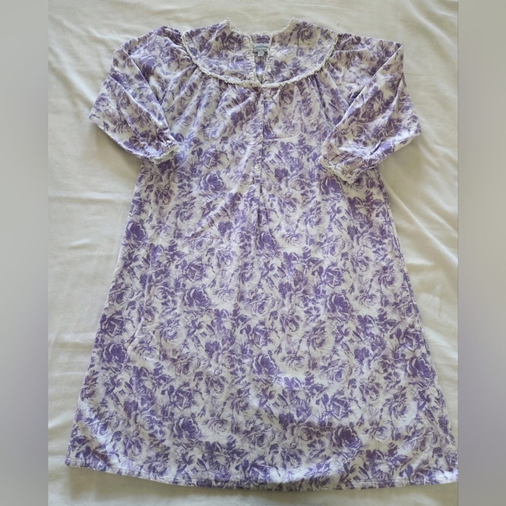 Lanz of Salzburg Purple Rose Floral Flannel Nightgown Sz Medium